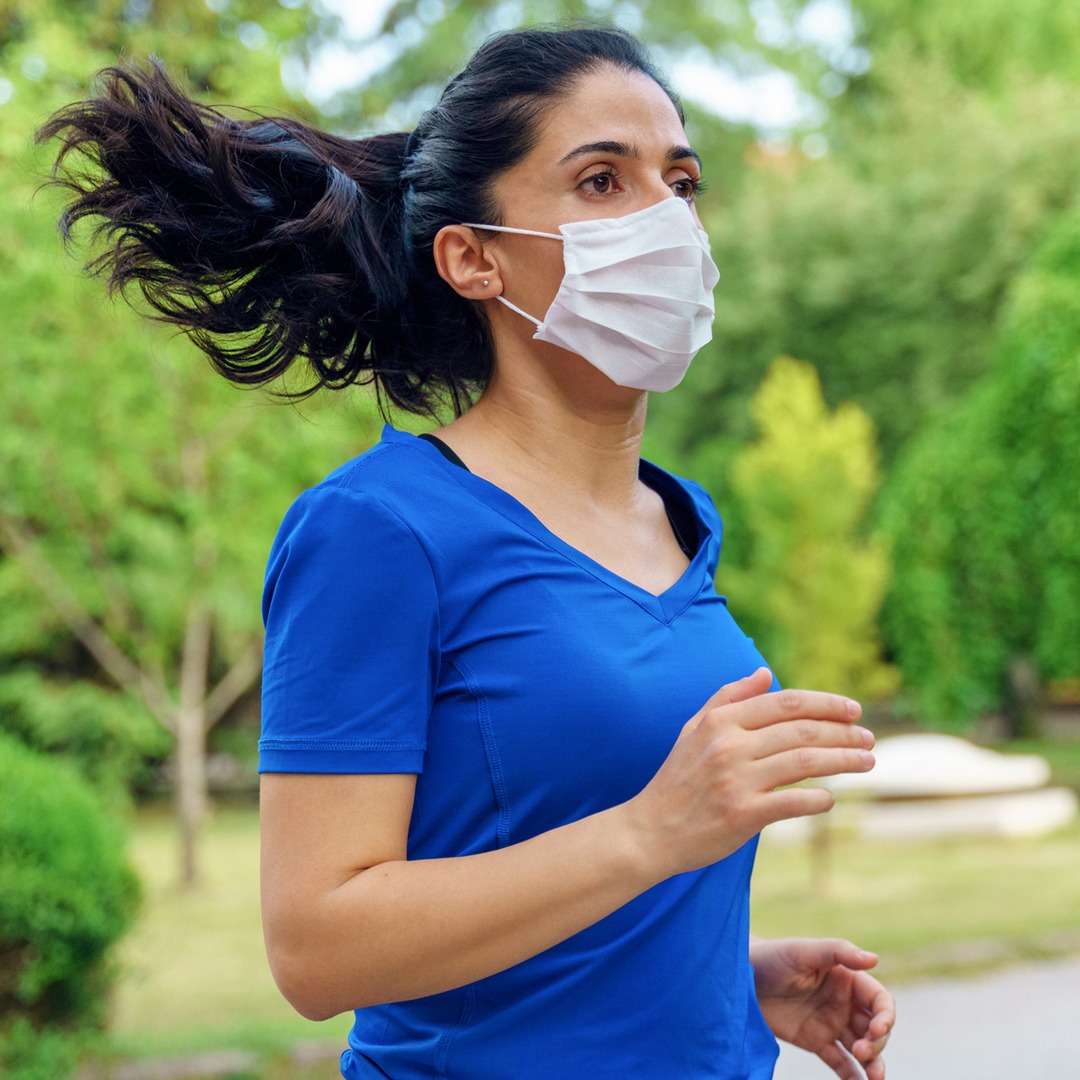The Best Face Masks to Wear While Working Out - E! Online - CA